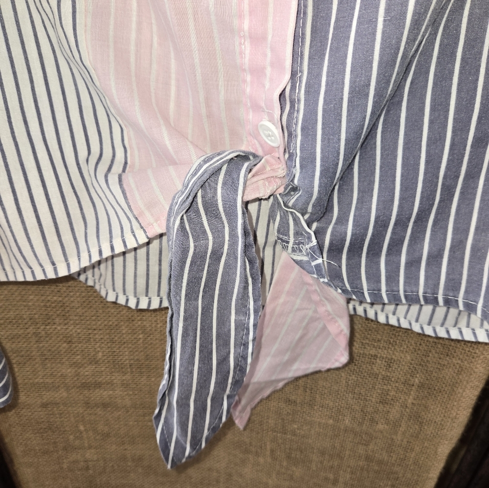 Women's No Frills Pink and Blue Stripe Cropped Tie Button-Up Shirt Size M - Picture 6 of 11